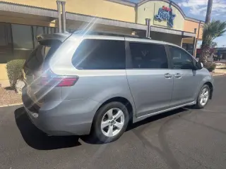 Toyota Sienna 2018