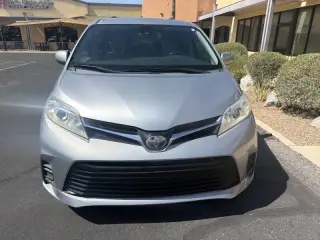 Toyota Sienna 2018