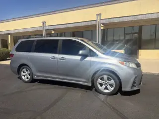 Toyota Sienna 2018