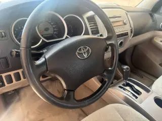 Toyota Tacoma 2006