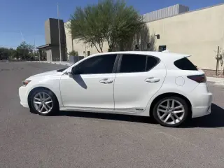 Lexus CT 200h 2014