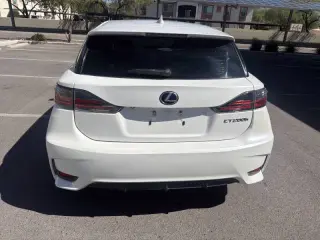 Lexus CT 200h 2014