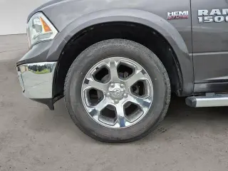 Ram 1500 2015 4x4 Laramie 4dr Crew Cab 6.3 ft. SB Pickup