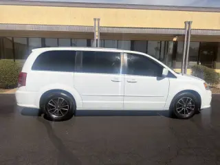 Dodge Grand Caravan 2017