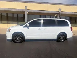Dodge Grand Caravan 2017