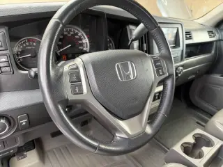 Honda Ridgeline 2012