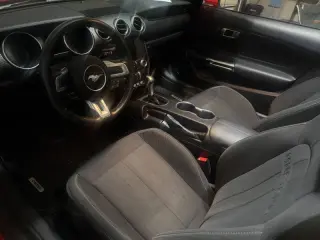 Ford Mustang 2020