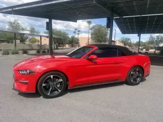 Ford Mustang 2020