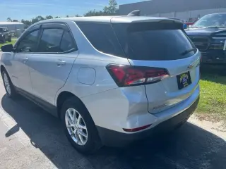 Chevrolet Equinox 2022 LS 4dr SUV con 1LS