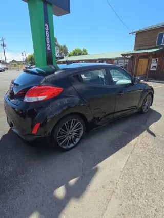 Hyundai VELOSTER 2013