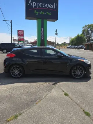 Hyundai VELOSTER 2013
