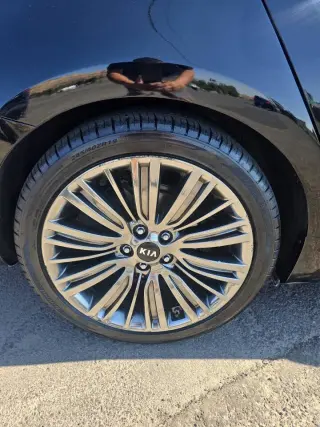 Kia Cadenza 2015
