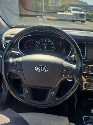 Kia Cadenza 2015