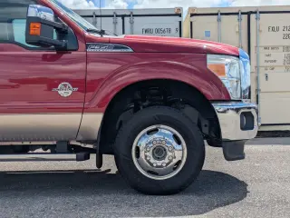 Ford F-350 Super Duty 2014 4x4 Lariat 4dr Crew Cab 8 ft. LB DRW Pickup
