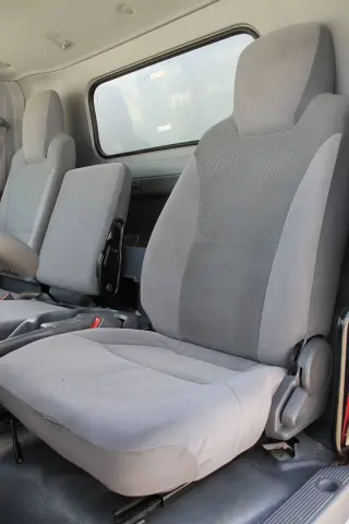 Isuzu NRR 2019