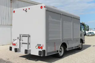 Isuzu NRR 2019