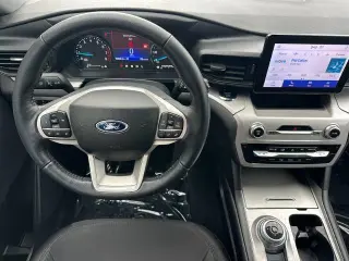 Ford Explorer 2023 XLT 4p SUV
