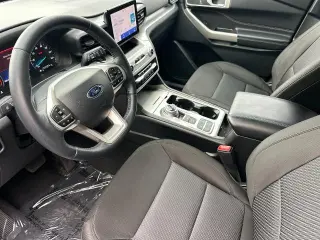 Ford Explorer 2023 XLT 4p SUV