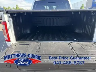 Ford F-150 2022 4x4 Lariat 4 puertas SuperCrew perilla de 5,5 pies
