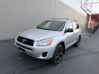 Toyota RAV4 2010