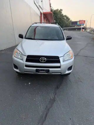 Toyota RAV4 2010
