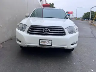 Toyota Highlander 2010