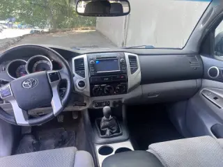 Toyota Tacoma 2013