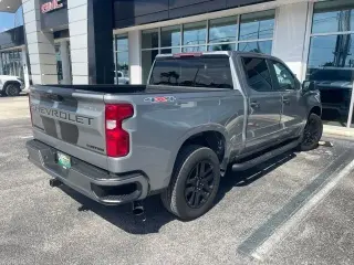 Chevrolet Silverado 1500 2024 4x4 Custom 4dr Crew Cab 5.8 pies SB