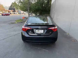 Toyota Corolla 2015