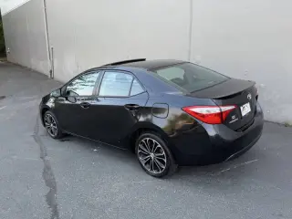 Toyota Corolla 2015