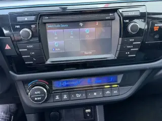Toyota Corolla 2015