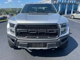 Ford F-150 2018 4x4 Raptor 4dr SuperCrew 5.5 ft. SB