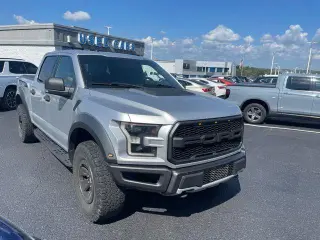 Ford F-150 2018 4x4 Raptor 4dr SuperCrew 5.5 ft. SB