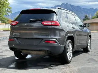 Jeep Cherokee 2016