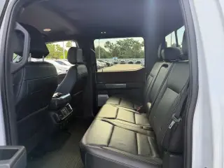 Ford F-150 2022 4x4 XL 4p SuperCrew 5.5 ft. SB