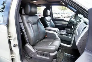 Ford F-150 2013 4x4 SVT Raptor 4dr SuperCrew Styleside 5.5 ft. SB