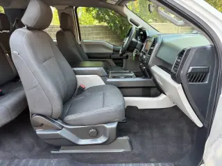 Ford F-150 2019