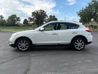 Infiniti QX50 2017