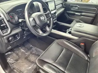 Ram 1500 2024 4x2 Laramie 4p Cubierta de Tripulación 5.6 ft. Caja Extendida Camioneta