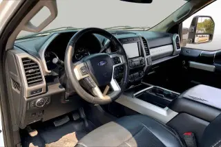 Ford F-250 Super Duty 2020 4x4 Lariat 4dr Crew Cab 8 ft. LB Pickup