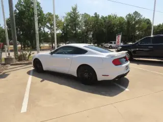 Ford Mustang 2019 EcoBoost Premium sedán de 2 puertas