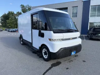 2025 Chevrolet BrightDrop 400