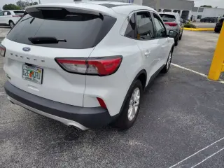 Ford Escape 2022 SE 4dr SUV
