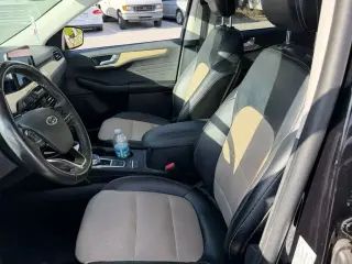 Ford Escape 2022 AWD Titanium 4 puertas SUV