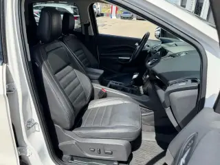Ford Escape 2018 Titanium 4 SUV