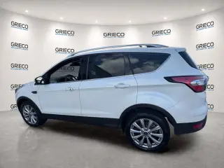 Ford Escape 2018 Titanium 4 SUV