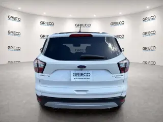 Ford Escape 2018 Titanium 4 SUV