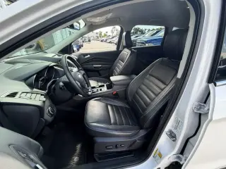 Ford Escape 2018 Titanium 4 SUV