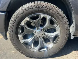 Ram 1500 2019 4x4 Limited 4dr Crew Cab 5.6 ft. SB Pickup