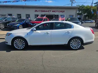 Lincoln MKS 2015